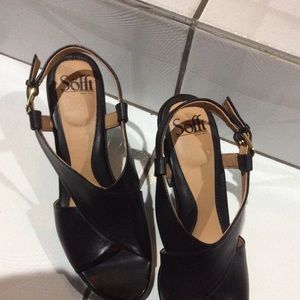 Leather soft sandals